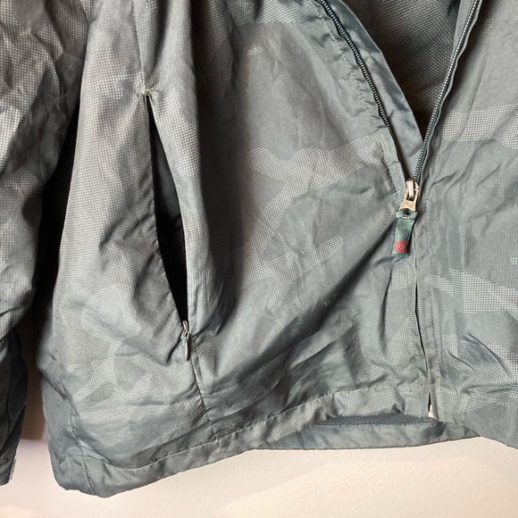 Element Jacket - Picture 5 of 6